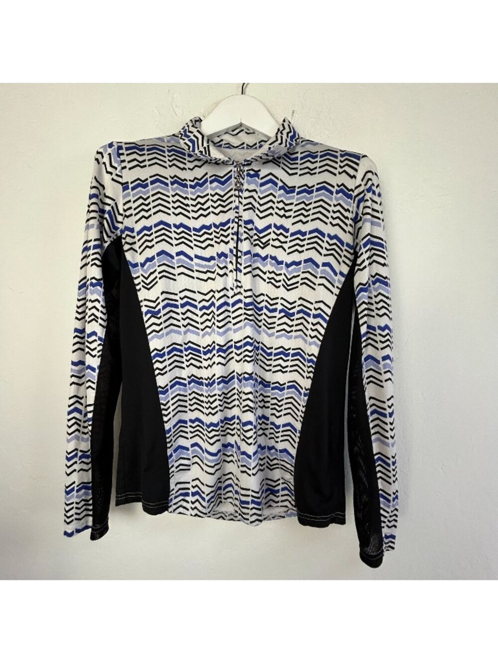 SanSoleil Womens Long Sleeve UPF 50 1/4 Zip Golf Shirt Medium Black/Blue Chevron